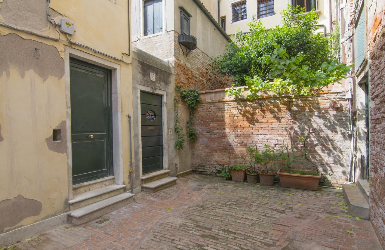 Love Gentile Venice Exterior photo
